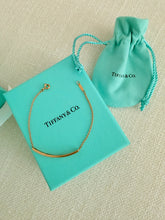 Load image into Gallery viewer, Tiffany & Co Pierced Atlas Bracelet 18k Gold W Diamond