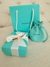 Load image into Gallery viewer, Tiffany & Co Pierced Atlas Bracelet 18k Gold W Diamond