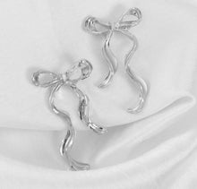 Load image into Gallery viewer, Silver Gold Bow shaped earrings cute affordable ribbon earrings jewelry for women