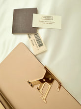 Load image into Gallery viewer, Louis Vuitton Louise Clutch
