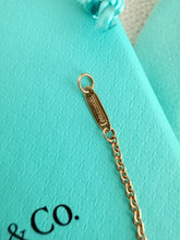 Load image into Gallery viewer, Tiffany &amp; Co Pierced Atlas Bracelet 18k Gold W Diamond

