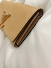Load image into Gallery viewer, Louis Vuitton Louise Clutch
